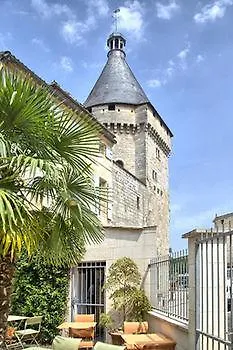 De La Tour A 2*
