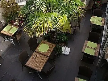 Hotel De La Tour A