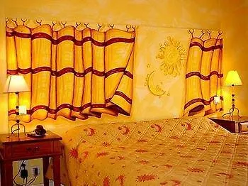 Hotel De La Tour A Libourne